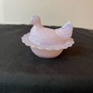 Opalescent Hen on Nest Dish Salt Sellar